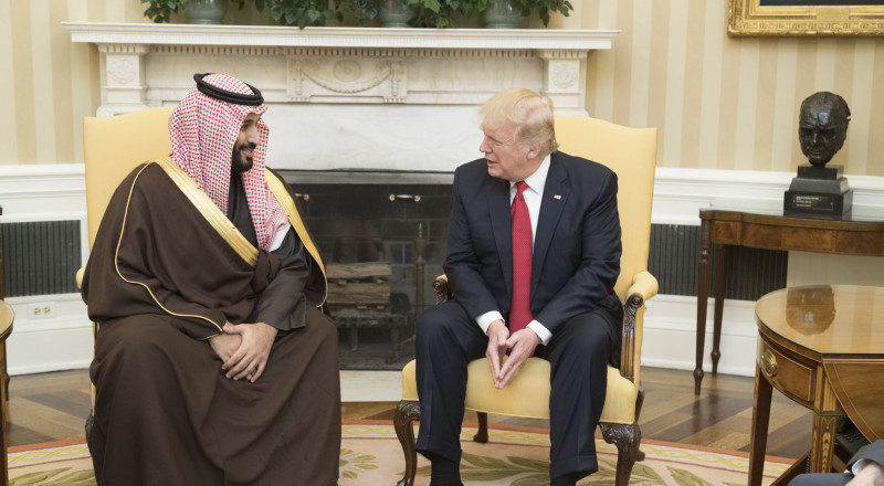 أسرار “كِتاب” “نار وغَضَبْ”.. هل ستُزَعزِع استقرارَ مِصر والسعوديّة؟ أسرار “كِتاب” “نار وغَضَبْ”.. هل ستُزَعزِع استقرارَ مِصر والسعوديّة؟