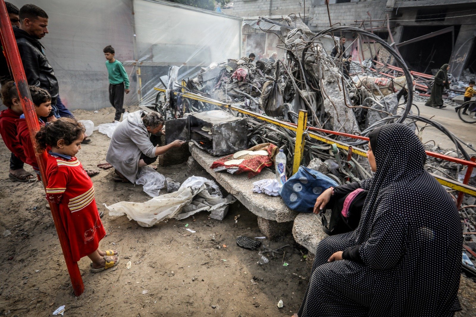 عدد ضحايا الحرب الإسرائيلية على غزة يقترب من 22 ألف شهيد و57 ألف مصاب-2