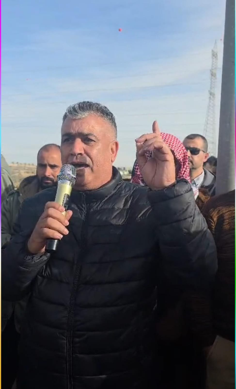 الآلاف يتظاهرون في النقب احتجاجًا على مقتل أيوب الطوخي وتصاعد العنف-3