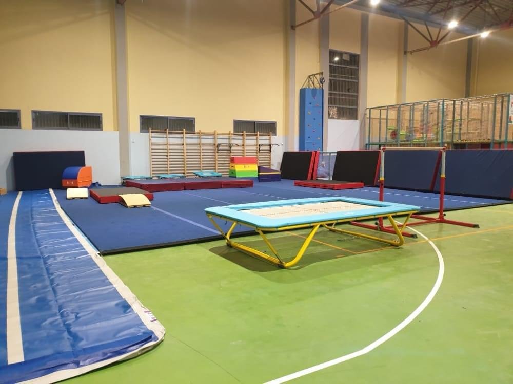 مركز الجمباز في مدينة رهط: خطوة نحو لياقة بدنية مستدامة وتطوير المهارات الرياضية-2
