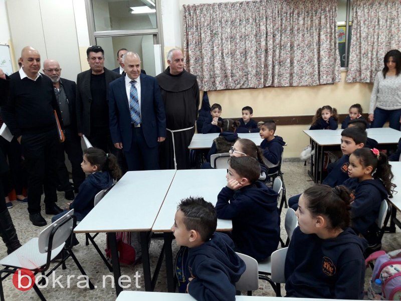 مدير عام وزارة التربية يزور المدارس الاهلية في الناصرة بمرافقة واسعة-10