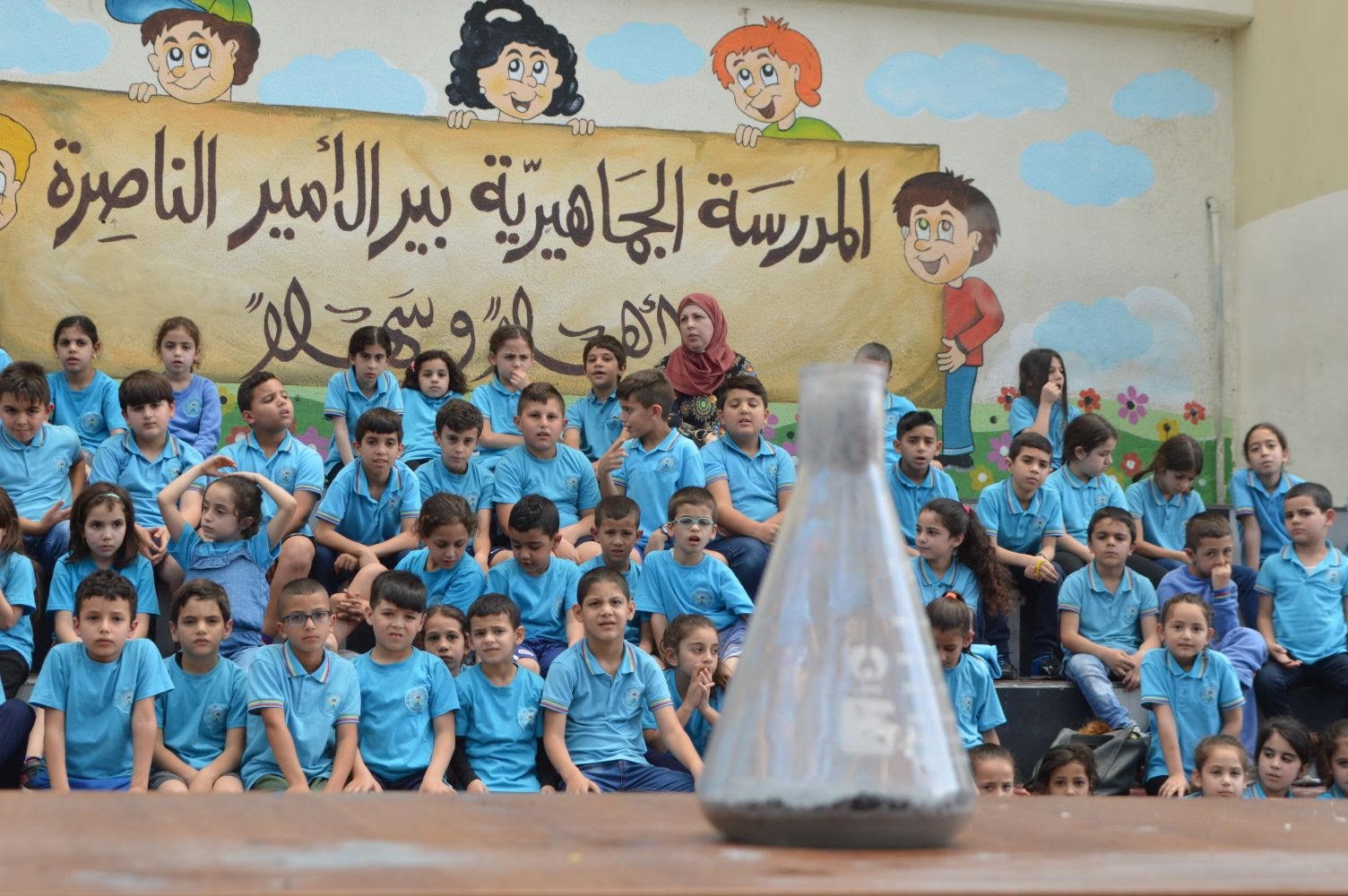 جمعية الروّاد تتألق بفعالياتها في مدرسة بير الامير الناصرة....في يوم العلوم‎-4