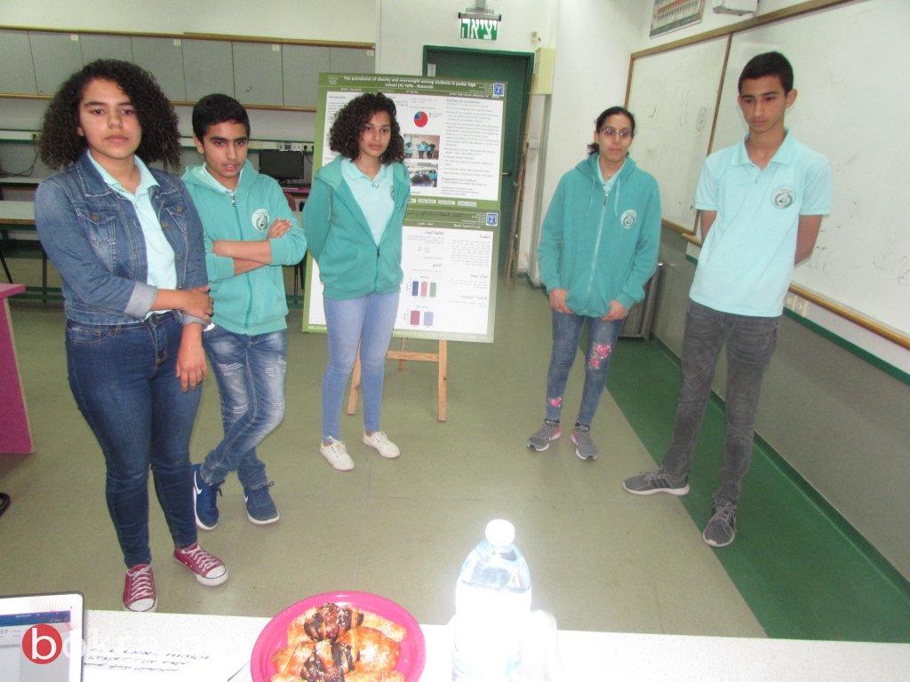 طلاب الإعدادية الحديقة (أ) يافة الناصرة يتألقون بمعرض الأبحاث العلمية-14