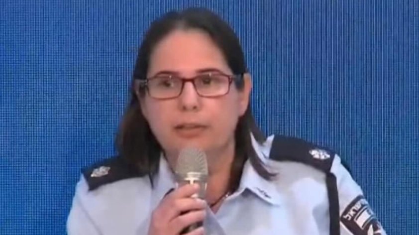 بعد 30 عامًا في الخدمة: ضابطة إسرائيلية تستقيل من الشرطة وتكشف "قيل لي أنّ الآذان أهم من الجريمة في المجتمع العربي"!-1