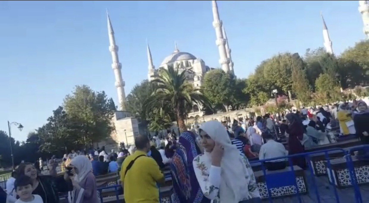 عدسة "بـُكرا" ترصد صلاة وأجواء العيد في اسطنبول-2