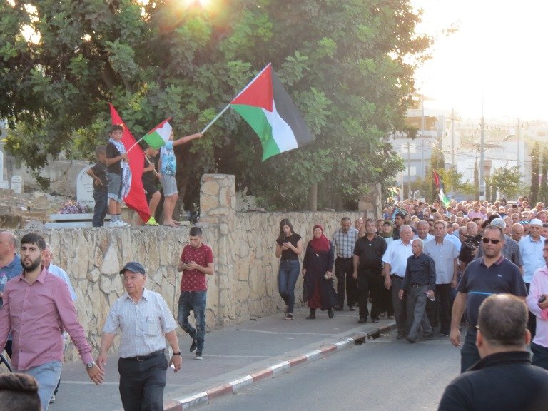 غنايم لـ "بكرا": عدم اعلان الإضراب سبب المشاركة الهويلة في مسيرة الشهداء-18