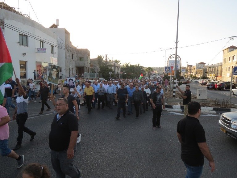 غنايم لـ "بكرا": عدم اعلان الإضراب سبب المشاركة الهويلة في مسيرة الشهداء-41