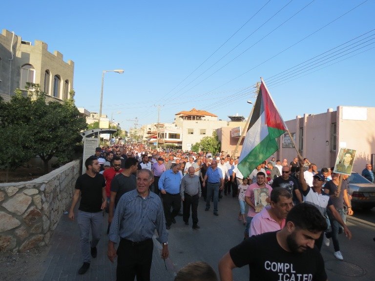 غنايم لـ "بكرا": عدم اعلان الإضراب سبب المشاركة الهويلة في مسيرة الشهداء-75