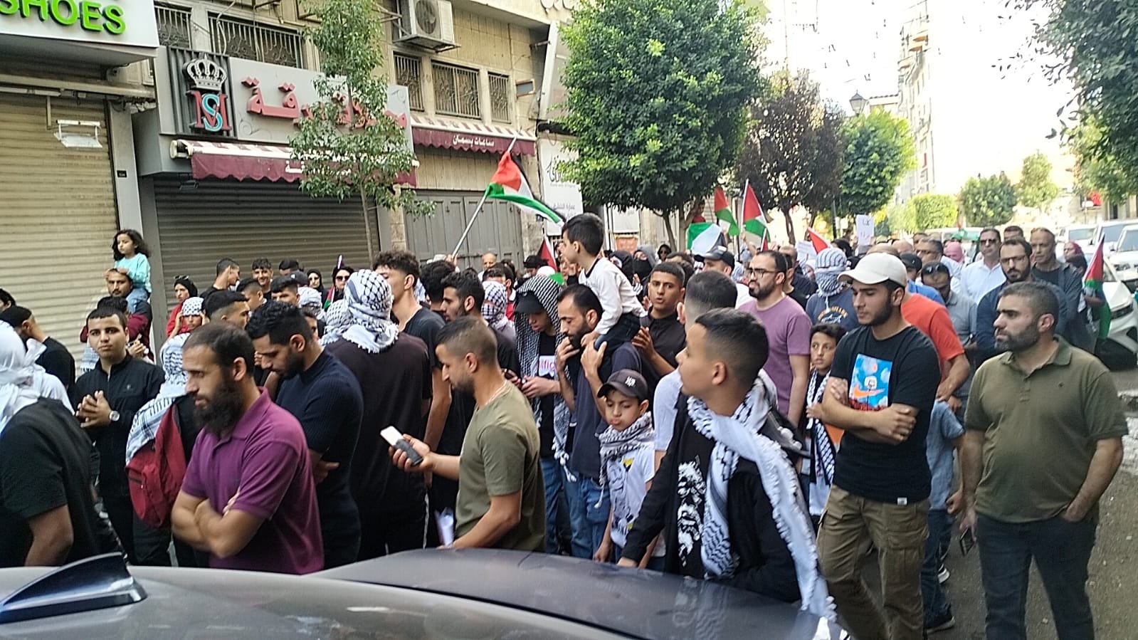إضراب يعم محافظات الضفة ومظاهرات تنديدا بالعدوان الإسرائيلي المتواصل على الضفة الغربية وقطاع غزة-5