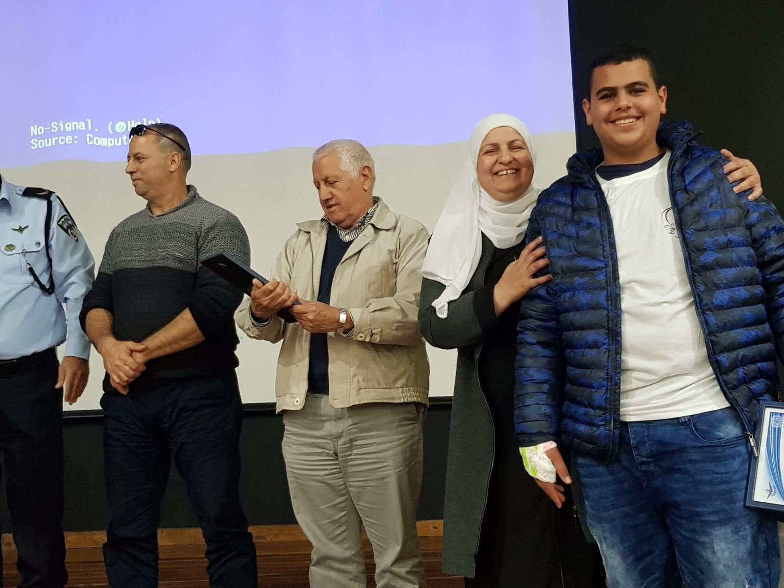 الشبلي أم الغنم: اختتام مشروع "ميلا" وتكريم المشاركين وسط أجواء بهيجة-33