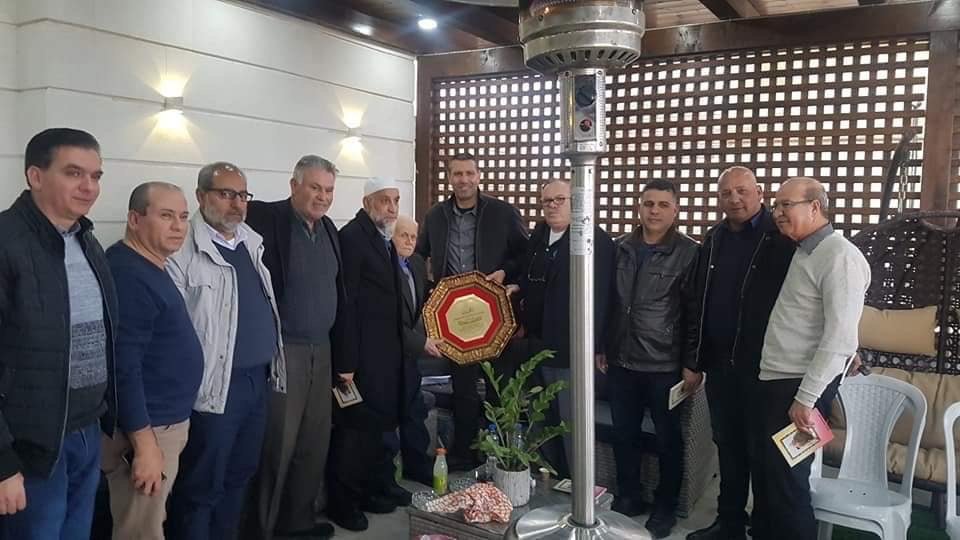  مجلس يافة الناصرة المحلي يكرم الشاعر خليل مغامسة-1