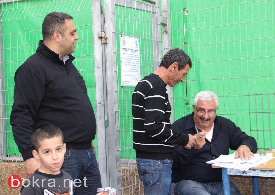 حيفا: توافد على صناديق الاقتراع وتوقعات بارتفاع نسبة التصويت بين العرب-4
