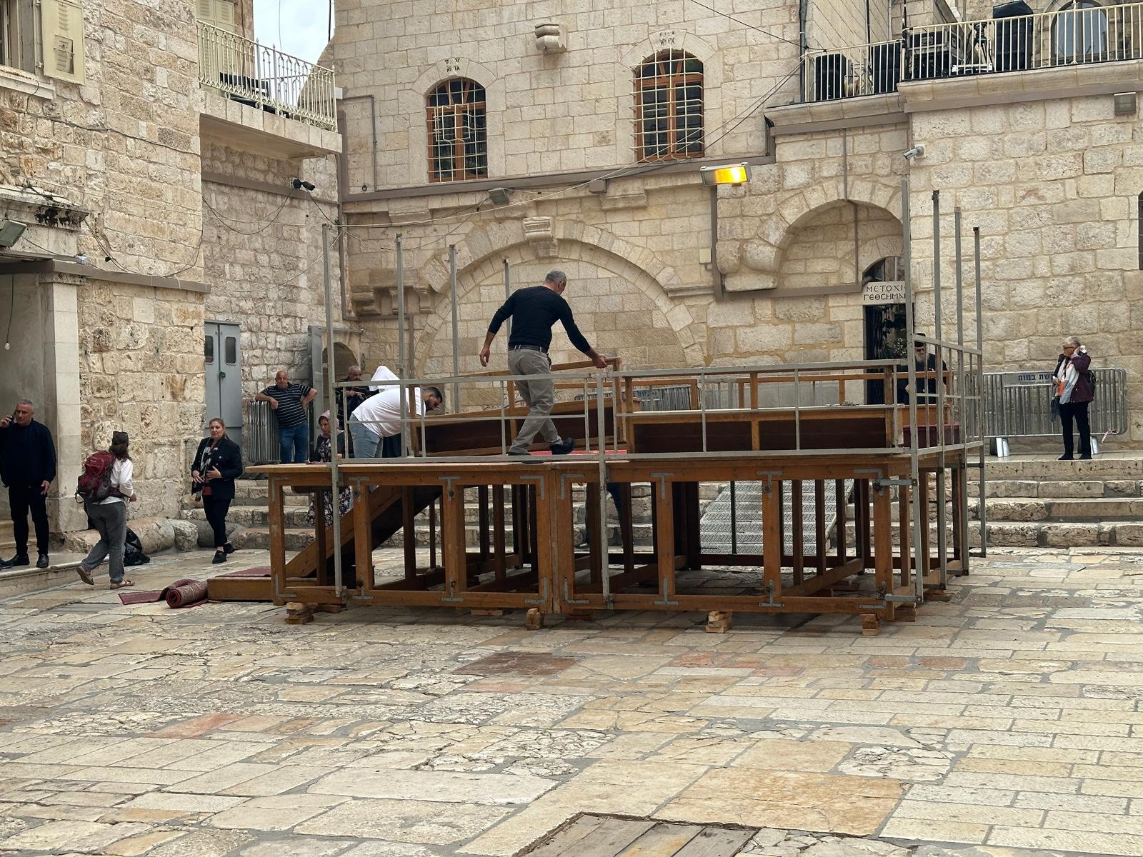 القدس: استعدادات لإحياء سبت النور وسط تخوفات من تضييقات الشرطة-0