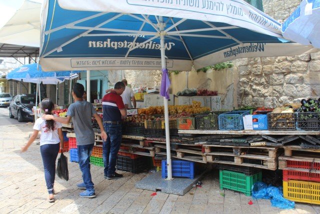 سوق الناصرة يلفظ أنفاسه الأخيرة، واتهامات توجه لأطراف عدة، من يتحمل المسؤولية؟-11
