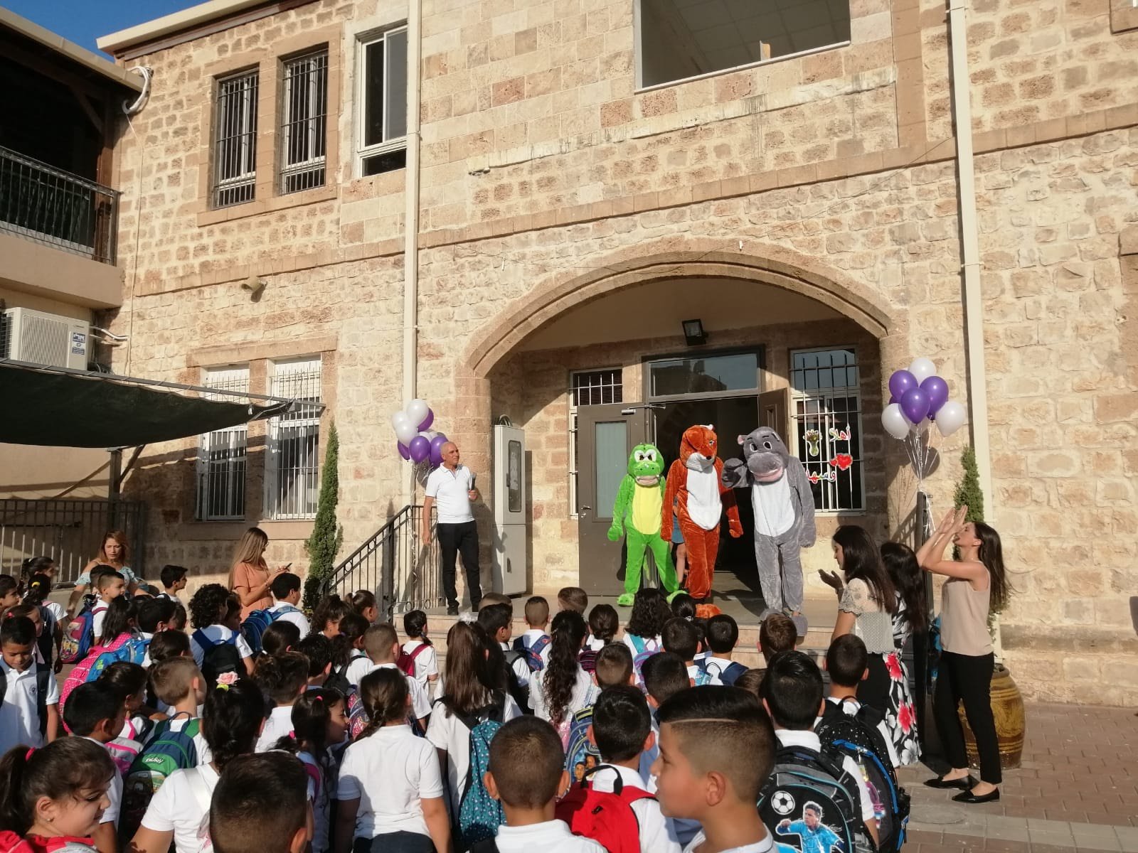 حيفا: المدارس تستقبل الطلاب -5