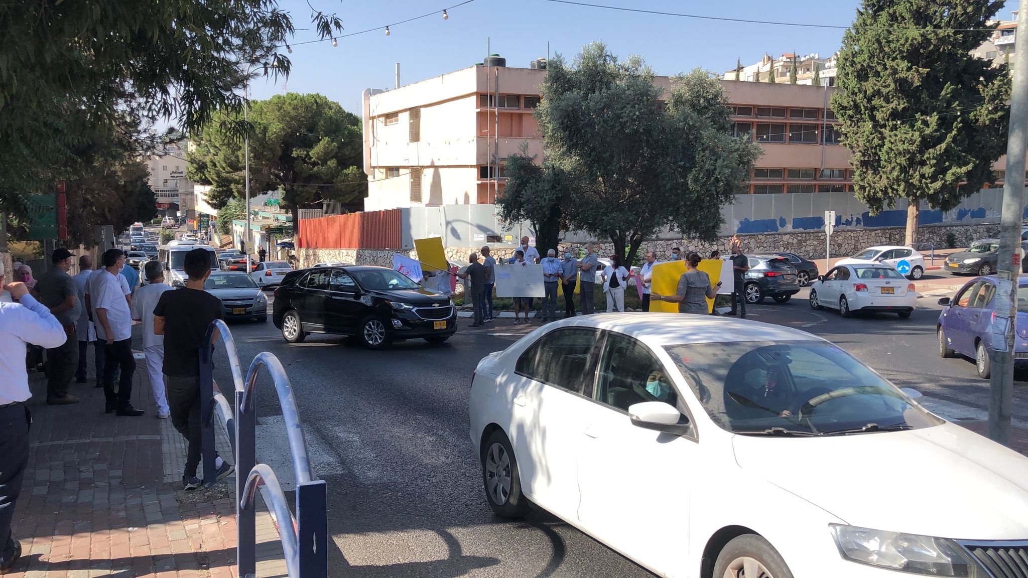 الناصرة: طواقم المستشفيات تتظاهر .. اضراب في كل المستشفيات الأهلية لساعتين-12