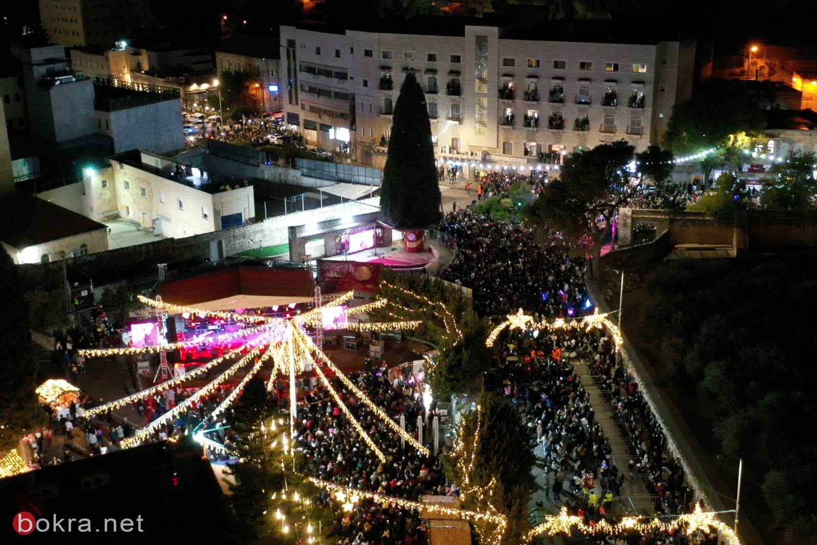الناصرة: شخصيات دينية وسياسية تشارك باحتفال اضاءة شجرة عيد الميلاد-4