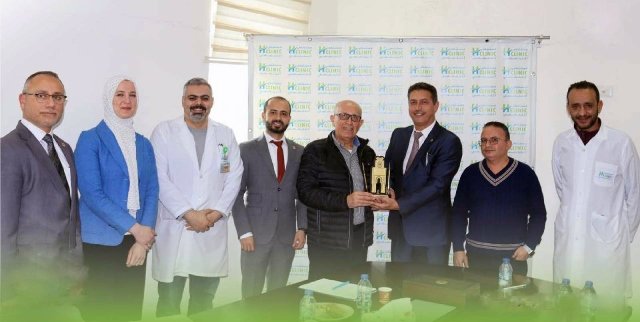 الجامعة العربية الأمريكية في زيارة لمستشفى اتش كلينيك التخصصي في رام الله لتعزيز التعاون والشراكة-0