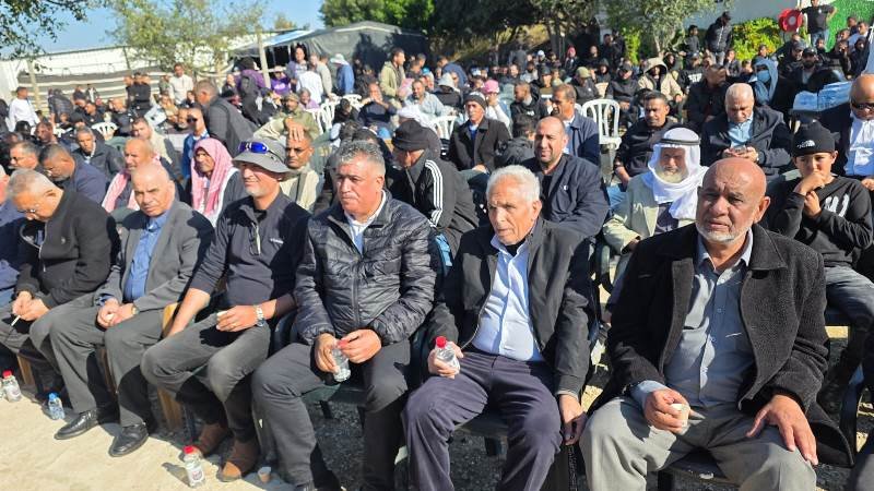 الآلاف يتظاهرون في ترابين الصانع ضد الحصار والاقتحامات الإسرائيلية-1