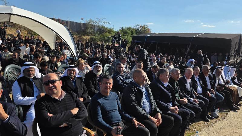 الآلاف يتظاهرون في ترابين الصانع ضد الحصار والاقتحامات الإسرائيلية-17