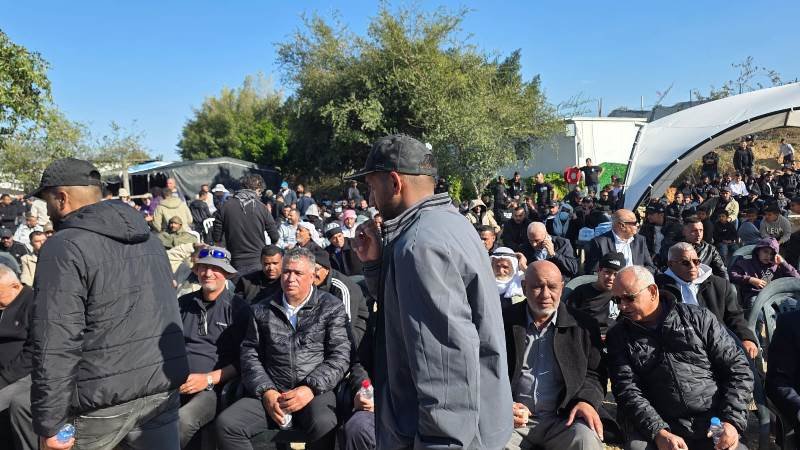 الآلاف يتظاهرون في ترابين الصانع ضد الحصار والاقتحامات الإسرائيلية-24