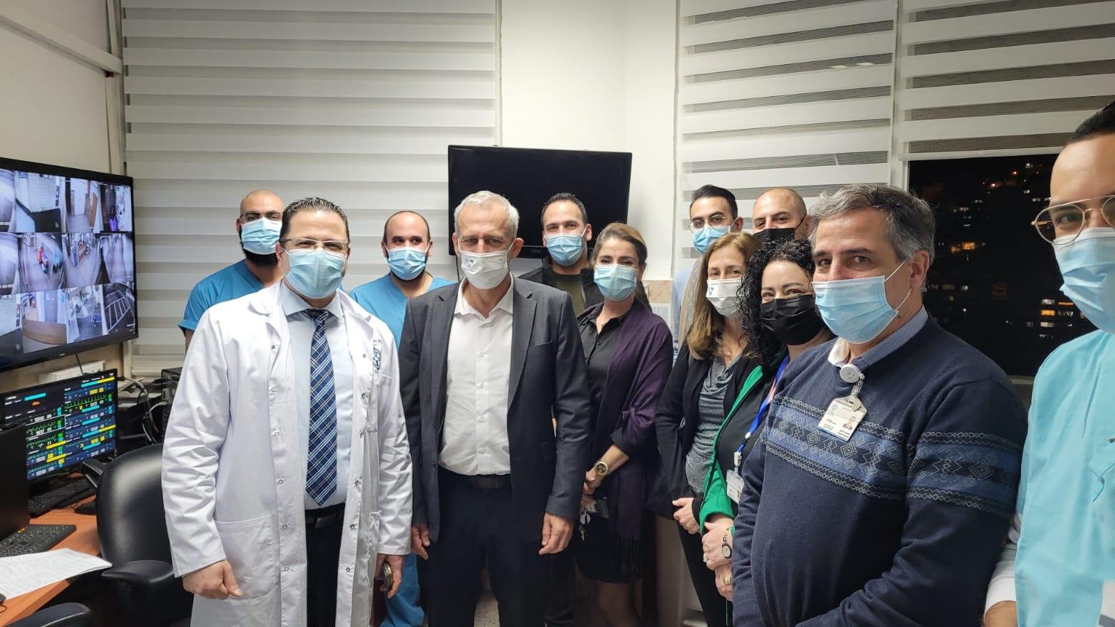 مدير عام وزارة الصحة يزور مستشفى الناصرة-الإنجليزي-2