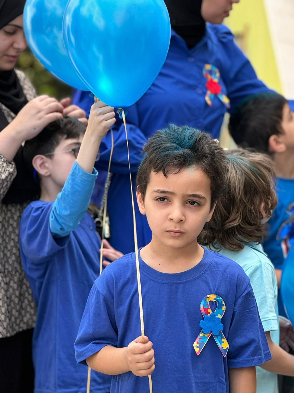 مدرسة محبّة للتّوحّد في كفر برا تزداد جمالا باللّون الأزرق في اليوم العالمي للتّوحّد.-1