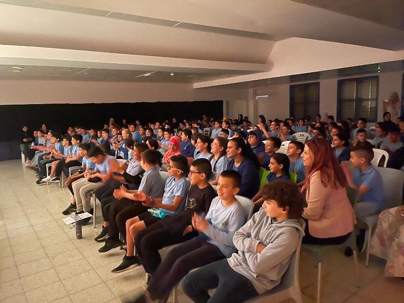 افتتاح مشروع "السلة الثقافية" في مدينة الطيرة بعرض مسرحي لمدرسة الزهراء الابتدائية-18