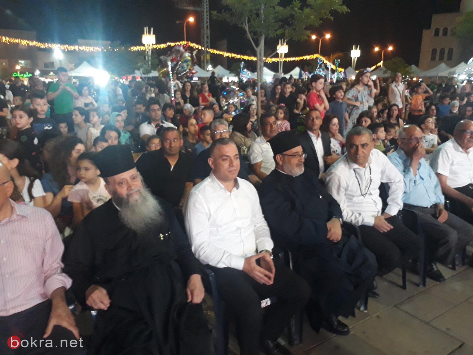 الالاف من أهالي سخنين والمنطقة يتوافدون للاحتفال بمهرجان انوار العيد في سخنين-19