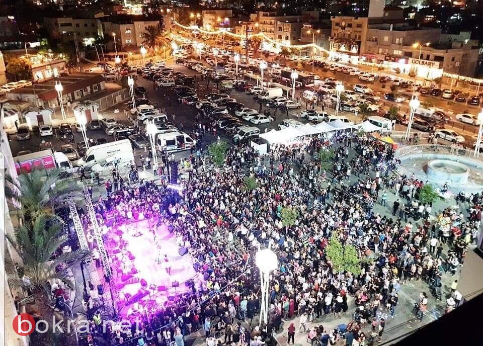 الالاف من أهالي سخنين والمنطقة يتوافدون للاحتفال بمهرجان انوار العيد في سخنين-20