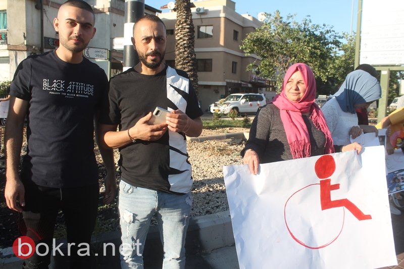 سخنين: تظاهرة لاهالي ذوي الاحتياجات الخاصة منددة بالإعدامات الميدانية -35