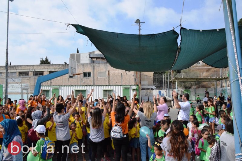 رئيس بلدية الناصرة، علي سلام يشارك اطفال مخيم الناصرة بلدي فرحتهم -25