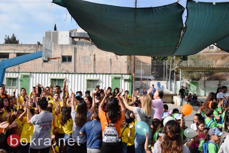 رئيس بلدية الناصرة، علي سلام يشارك اطفال مخيم الناصرة بلدي فرحتهم -43