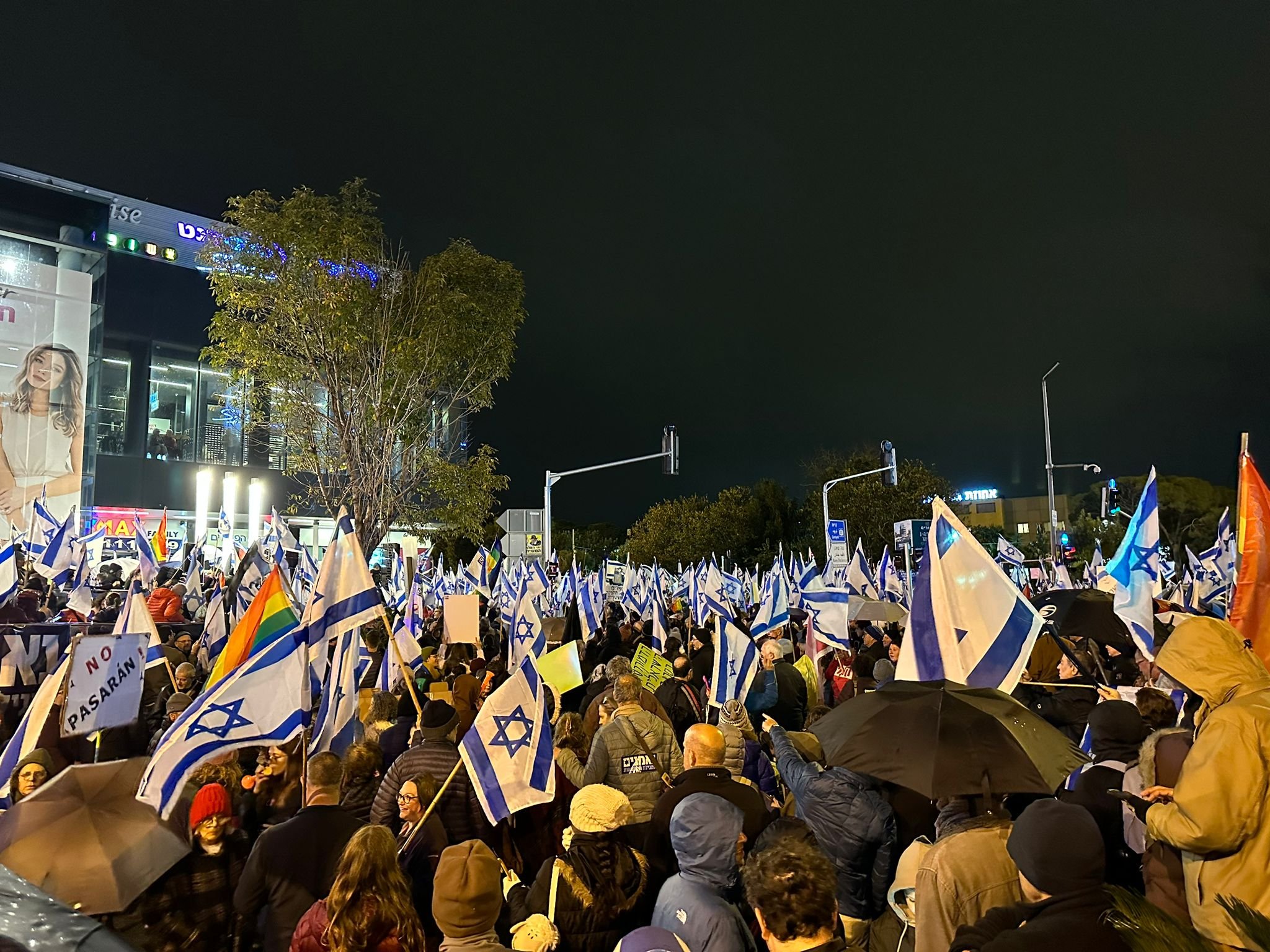 مباشر: الآلاف بالمظاهرة المعارضة لحكومة نتنياهو وبن غفير في حيفا-5