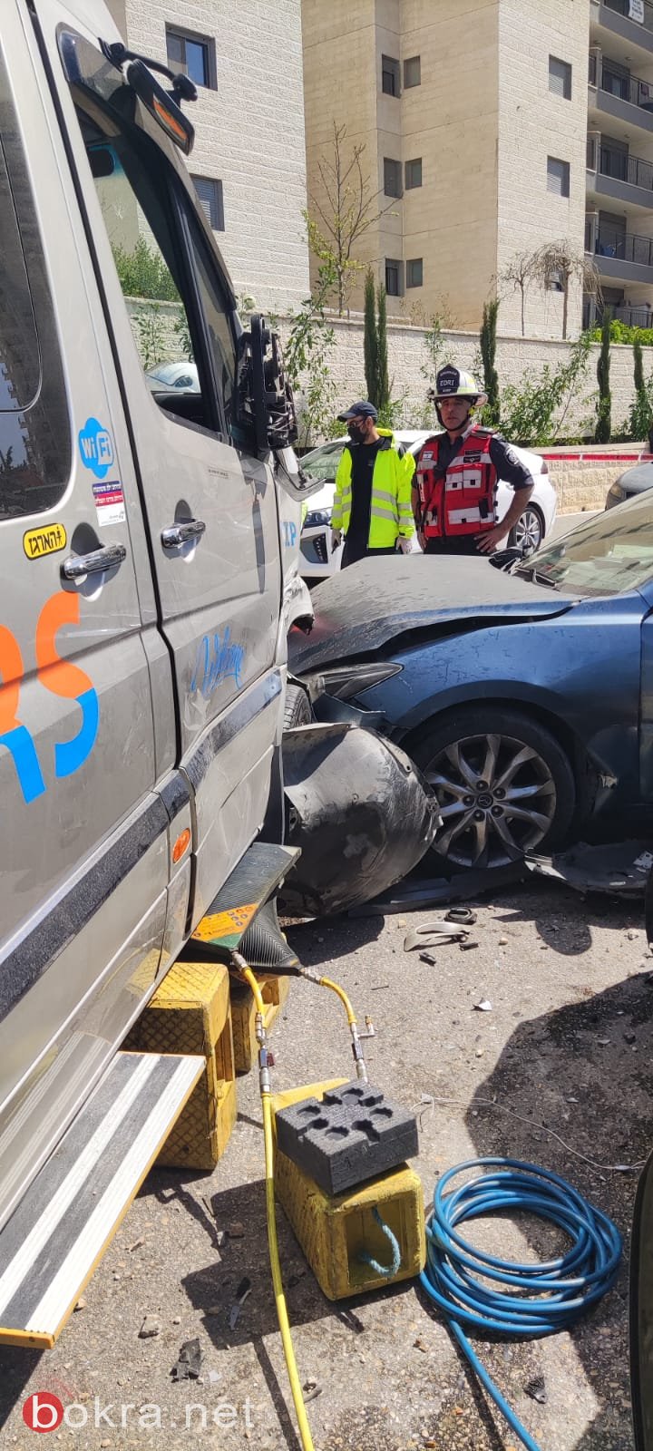 مصرع سيدة  جرّاء حادث طرق في القدس واصابة 5 اخرين-3