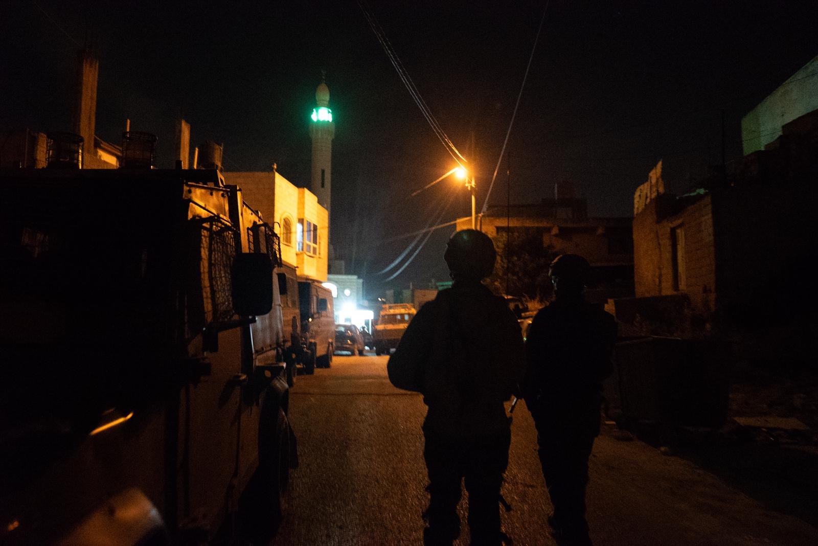 الجيش الاسرائيلي يعتقل فلسطينيين بشبهة القيام بعملية زعترة-3