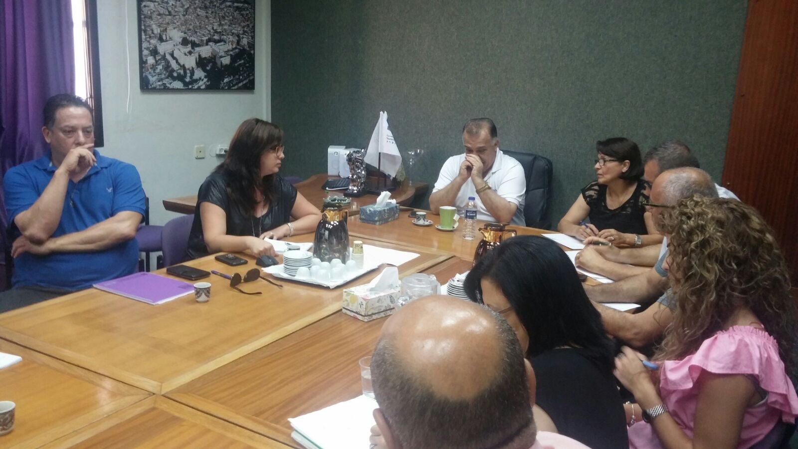 بلدية الناصرة تعقد جلسة خاصة مع شركة مبادرة لبحث موضوع إحياء السوق-4