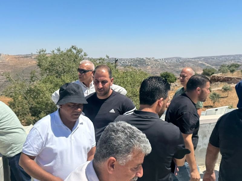 مسيرة حاشدة في سنجل لمحاولة الوصول إلى أرضي البلدة المهددة بالاستيلاء-3