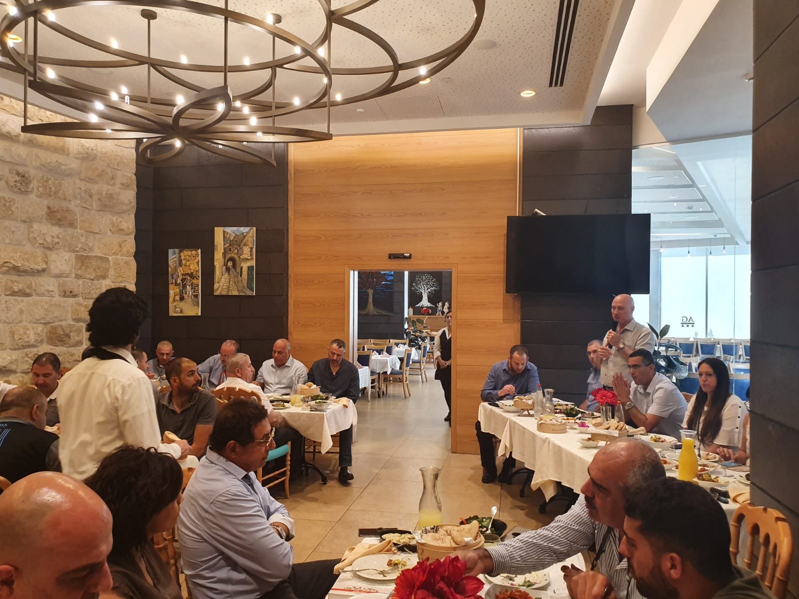 ادارة بنك هبوعليم تلتقي مع مجموعة من رجال الاعمال في الناصرة -15