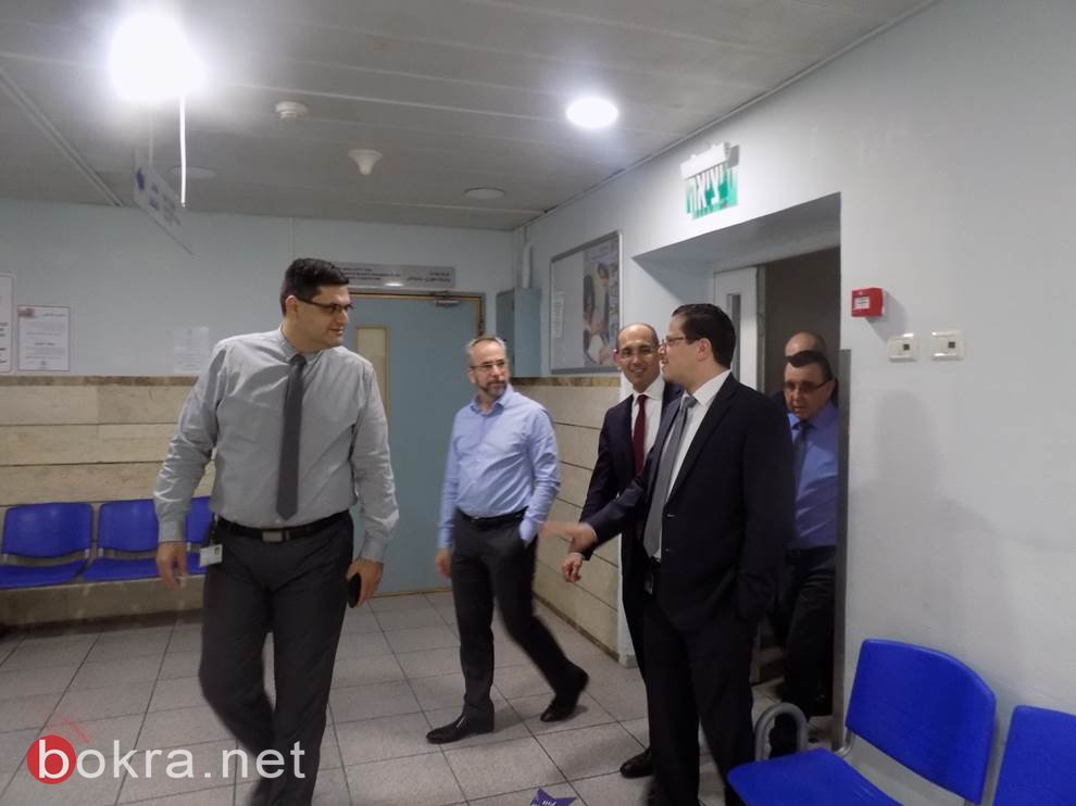 محافظ بنك إسرائيل يطّلع على الجهاز الطبي في الناصرة-4