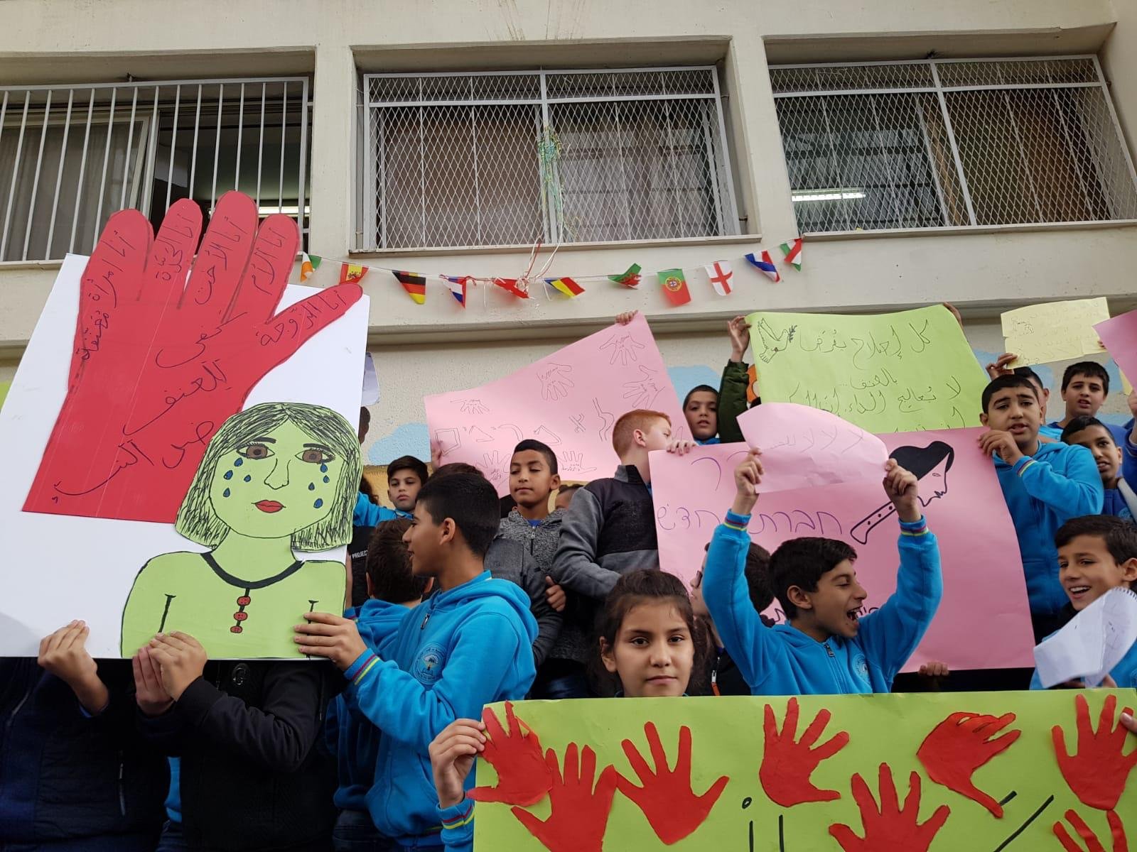 وقفةٌ احتجاجية تضامنًا مع الاضراب ضد العنف في المدرسة الجماهيرية بير الامير الناصرة-6