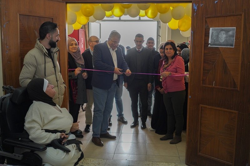 بمناسبة اليوم العالمي لذوي الهمم: افتتاح البازار الخيري الثاني في جامعة القدس-9