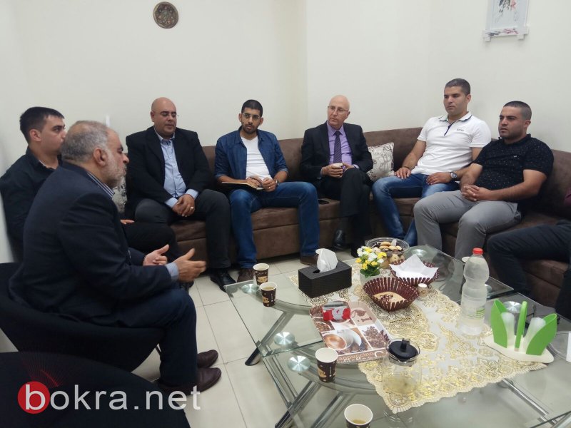 رئيس بلدية ام الفحم يلتقي النائب وائل يونس في جلسة عمل-3