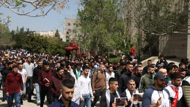 مسيرة في جامعة بيرزيت تنديدًا بالانتهاكات الاسرائيلية للأقصى-3