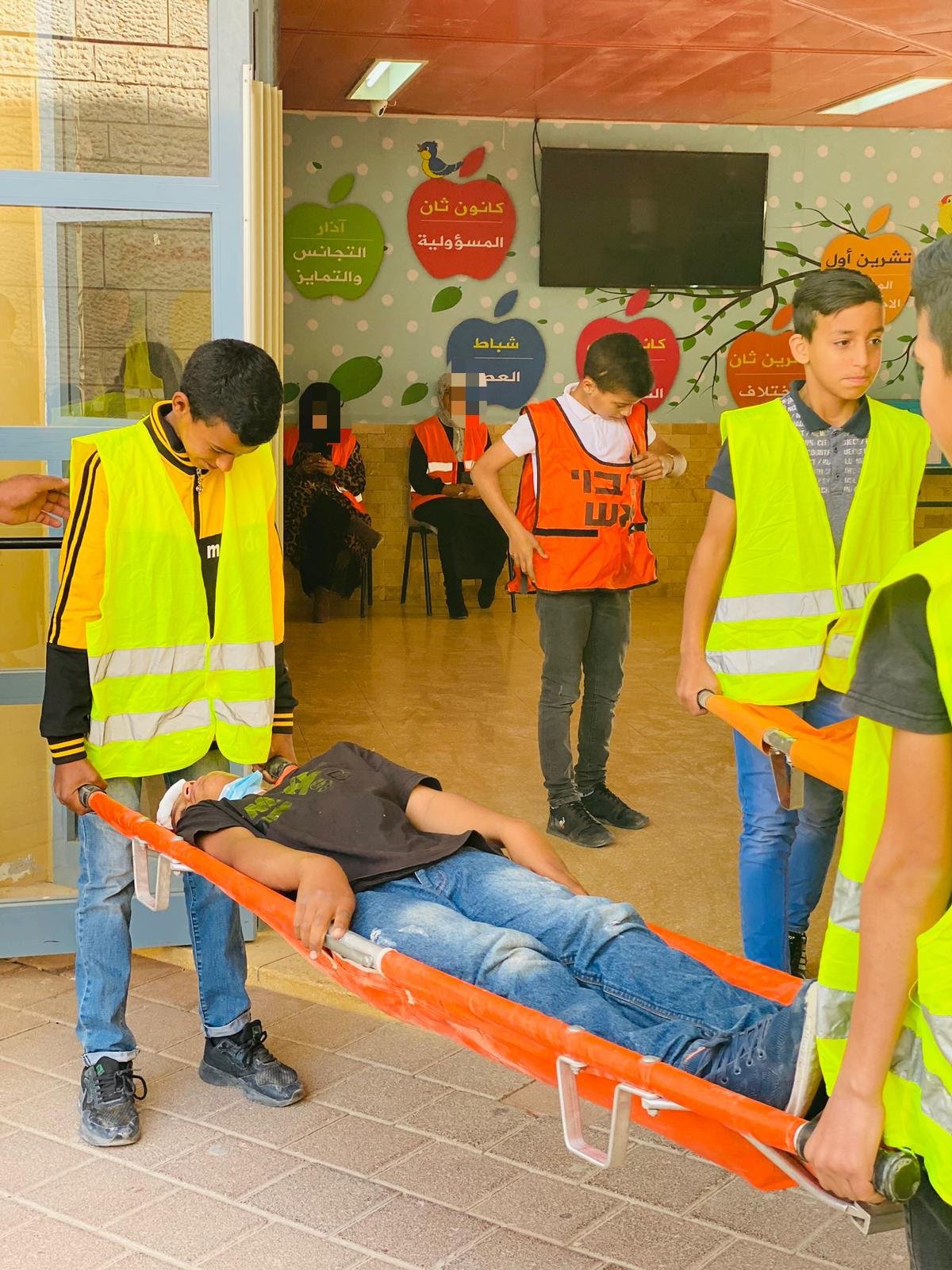 عرعرة النقب: مدرسة السلام الابتدائية تشارك في تمرين الطوارئ للهزة الارضية-2