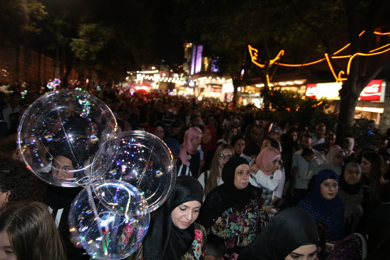 المئات في مسيرة عيد الفطر في الناصرة-37