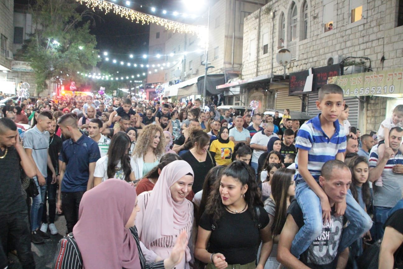 المئات في مسيرة عيد الفطر في الناصرة-40