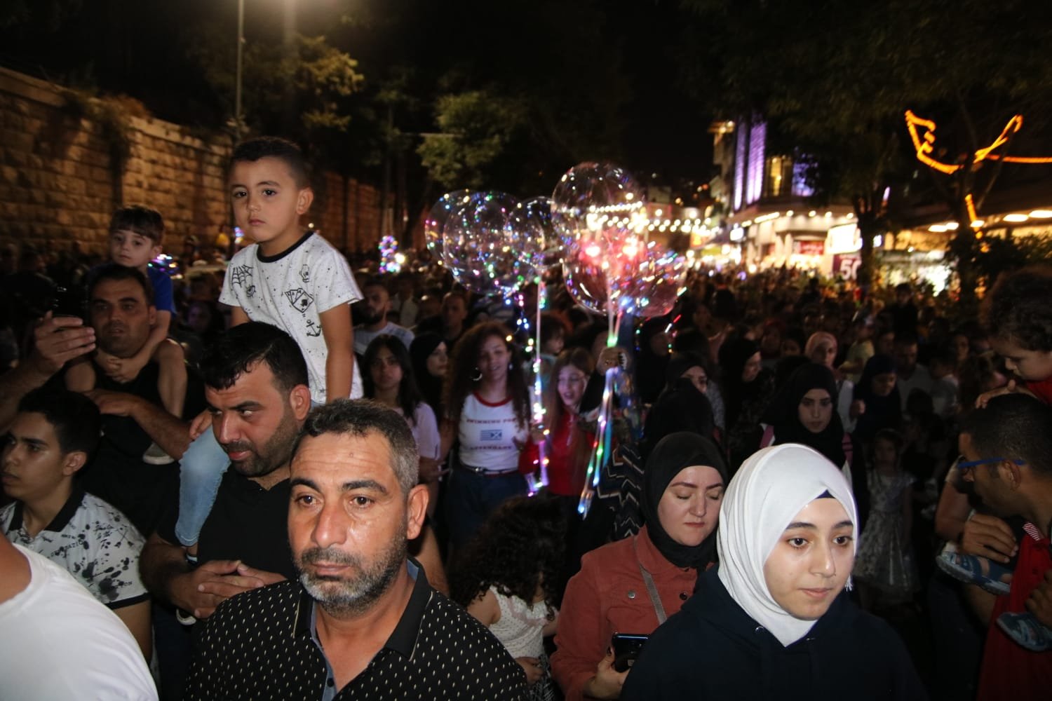 المئات في مسيرة عيد الفطر في الناصرة-41