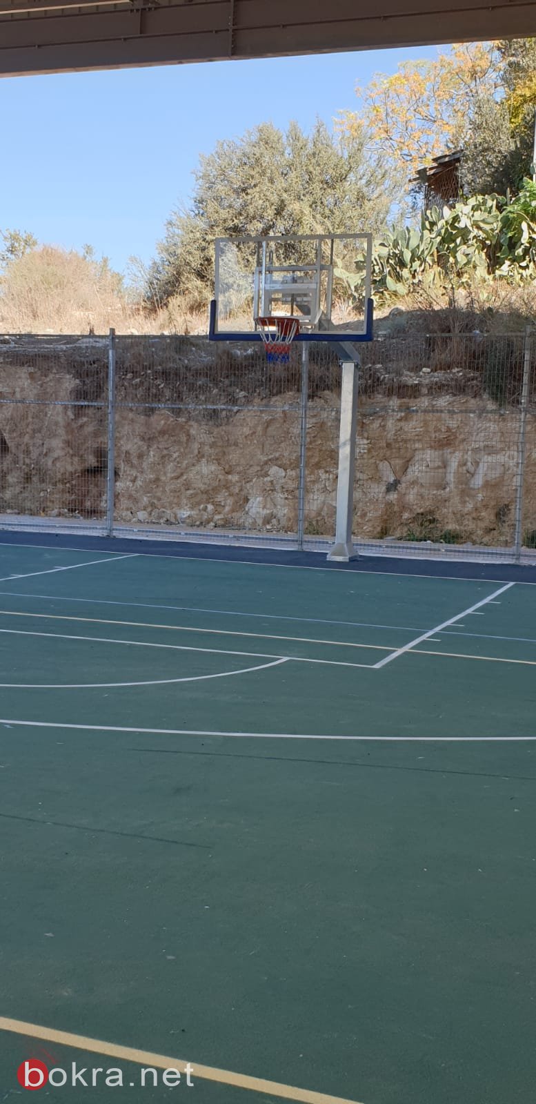 بلدية الناصرة تنهي العمل في اقامة ملعب كرم قدم وكرة سلة في كرم الصاحب-3