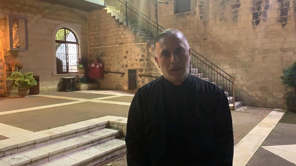 رجال دين من الجليل يُدينون محاولة حرق كنيسة الجثمانية يوم أمس في القدس-1